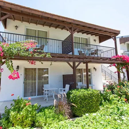 Otel Citrus Tree Gardens 3*