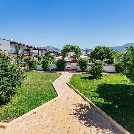 Citrus Tree Gardens Otel Karavas (Northern Cyprus)