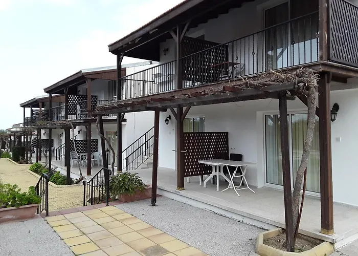 Citrus Tree Gardens 3* Karavas (Northern Cyprus)